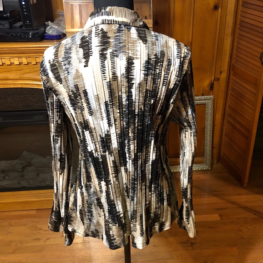 ❤️NWOT Apt 9 Long sleeved top - Picture 2 of 2